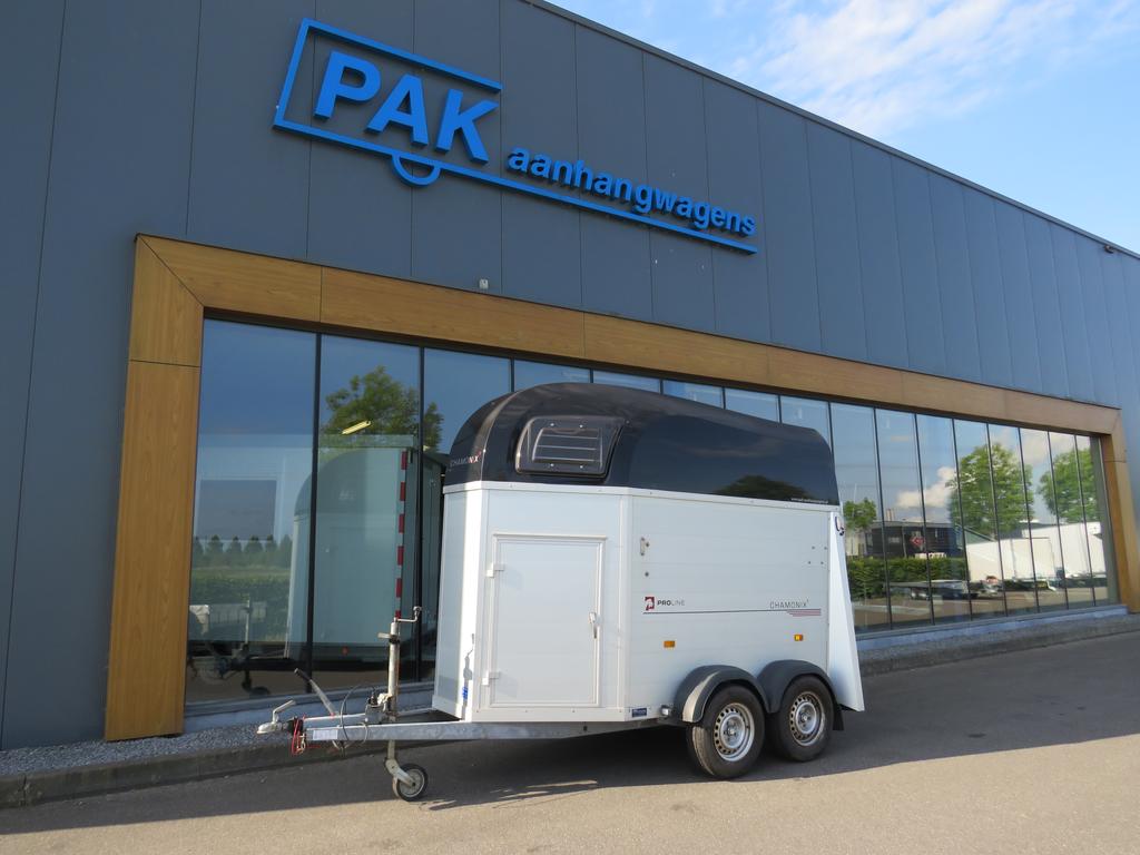 Proline Paardentrailer 315x130x235cm 1500kg